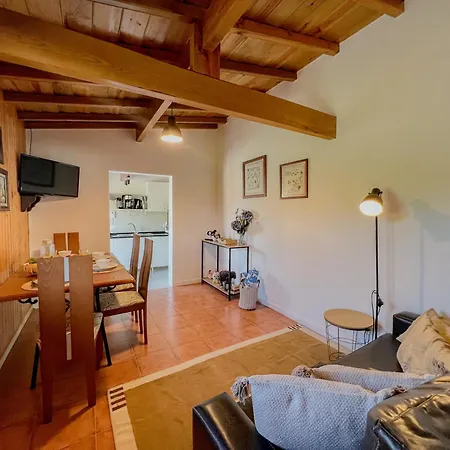 Dom wakacyjny Casa Largo Do Porto - With Swimming Pool