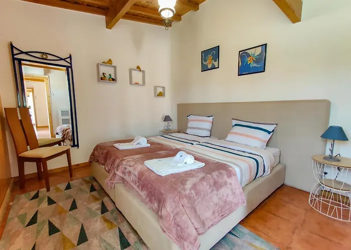 Dom wakacyjny Casa Largo Do Porto - With Swimming Pool *