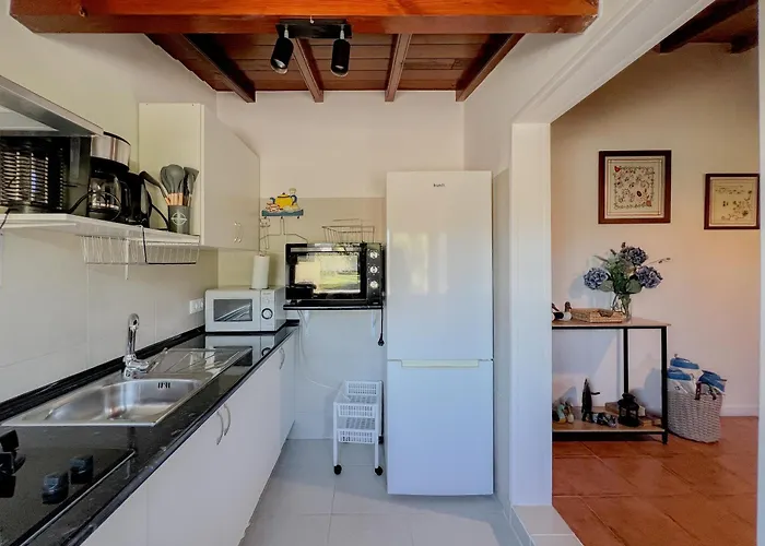 Dom wakacyjny Casa Largo Do Porto - With Swimming Pool