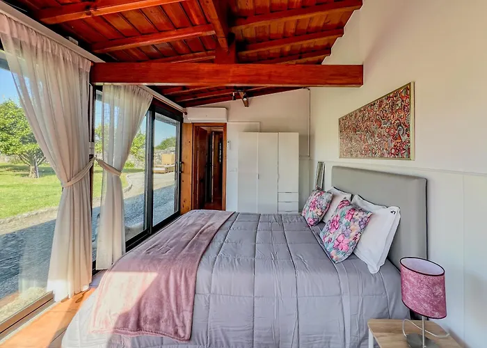 Dom wakacyjny Casa Largo Do Porto - With Swimming Pool Viana do Castelo