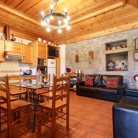 Holiday home Casa Largo Do Porto - Country House With Swimming Pool *