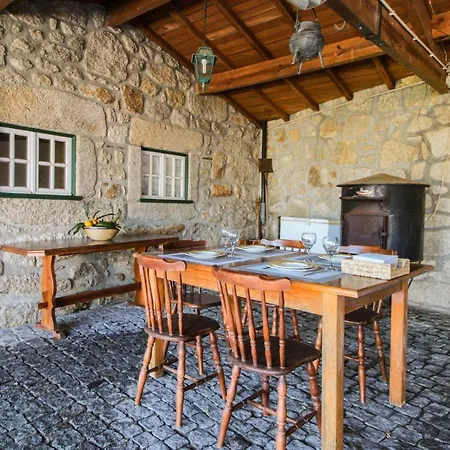 Casa Largo Do Porto - Country House With Swimming Pool Holiday home