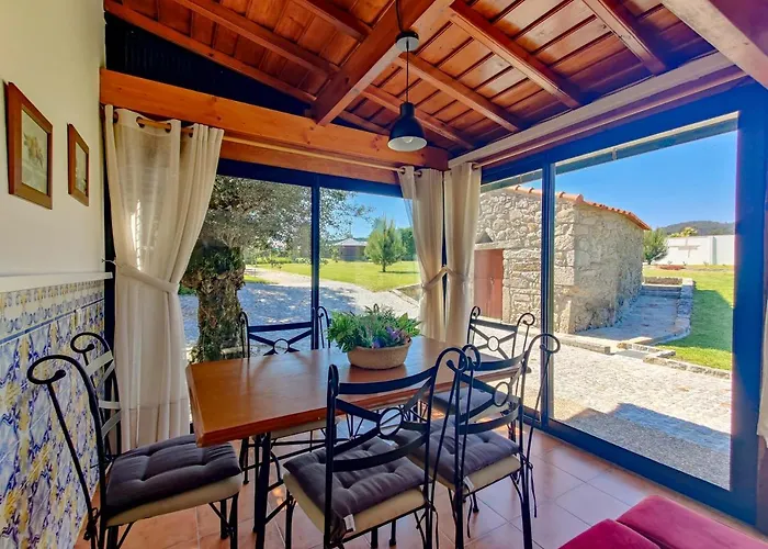 Casa Largo Do Porto - With Swimming Pool بيت للعطل *